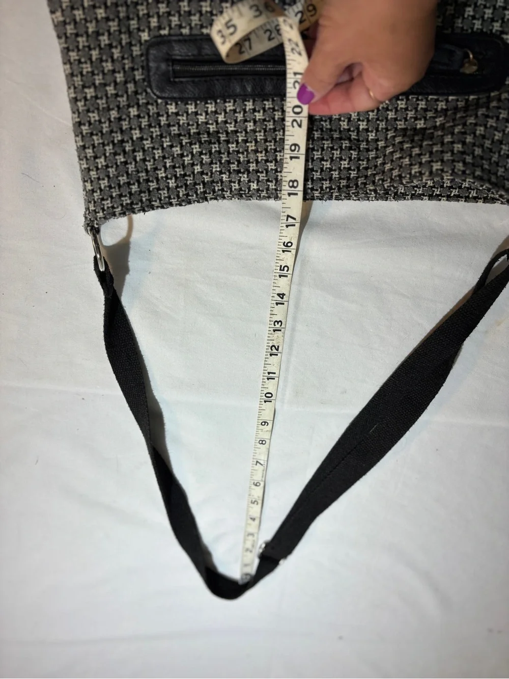 Houndstooth Crossbody Tote Bag in Black & White